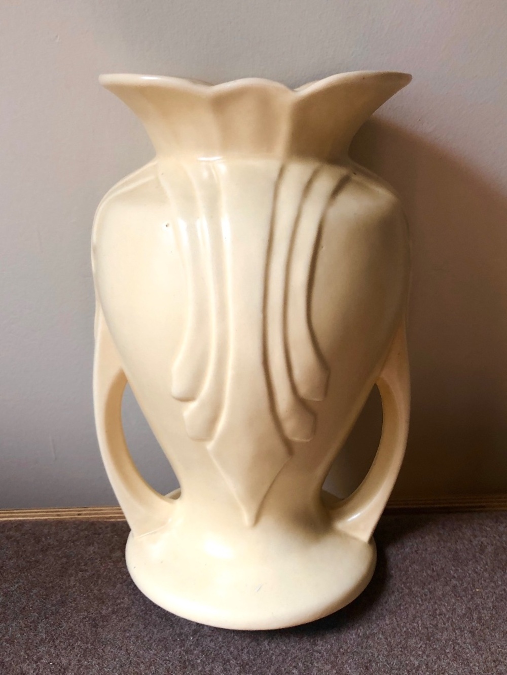 Beautiful Vintage Cream-Colored Ceramic Vase. 9.25” tall.